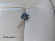 ✅ 2003 Cadillac DeVille • VIN: 1G6KD54Y43U151482 • Lot: 43140962. Wystawiony na IAAI z przebiegiem 101 641 mil. Bezpłatny archiwum sprzedaży aukcyjnych z USA i szczegółowy raport historii pojazdu na DreamBid. Zdjęcie 11.