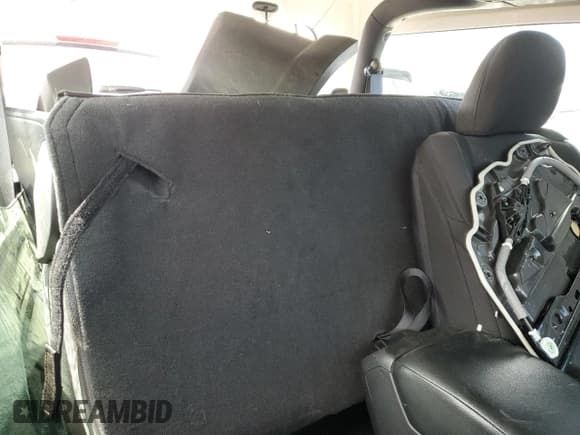 ✅ 2022 Jeep Wrangler Sport S • VIN: 1C4GJXAN6NW240303 • Лот: 71310864. Опубликован ранее на Copart с пробегом 13 458 миль. Бесплатный доступ к архиву аукционных продаж из США и подробный отчёт об истории автомобиля на DreamBid. Изображение 10.