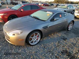 ✅ 2006 Aston Martin Vantage • VIN: SCFBB03B26GC01810 • Lot: 75127204. Wystawiony na Copart z przebiegiem Nie podano. Bezpłatny archiwum sprzedaży aukcyjnych z USA i szczegółowy raport historii pojazdu na DreamBid. Zdjęcie 1.