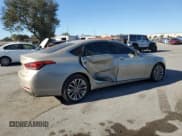 ✅ 2015 Hyundai Genesis 3.8L • VIN: KMHGN4JEXFU076646 • Lot: 84540734. Listed on Copart with 118,711 mi. Free auction sales archive from the USA and detailed vehicle history report at DreamBid. Image 3.