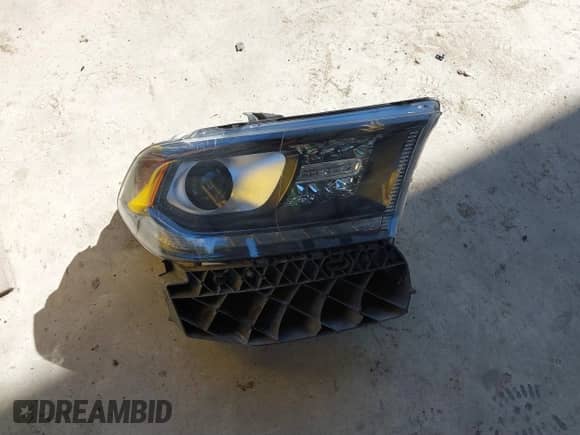 2018 Dodge Durango SRT with VIN 1C4SDJGJ3JC395759, listed as a IAAI auction lot 41689356 with 83,577 mi miles and . Bid and sale history available at DreamBid. Image 12.