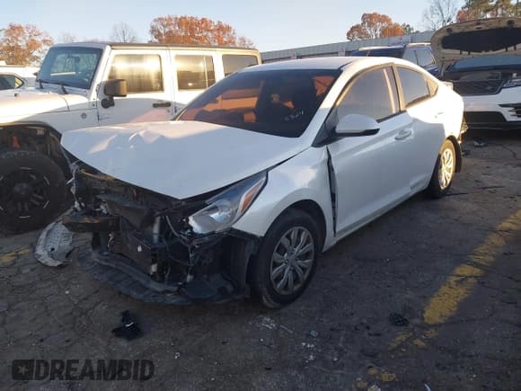 ✅ 2018 Hyundai Accent SE • VIN: 3KPC24A33JE025524 • Лот: 41074654. Опубликован ранее на IAAI с пробегом 132 252 миль. Бесплатный доступ к архиву аукционных продаж из США и подробный отчёт об истории автомобиля на DreamBid. Изображение 2.