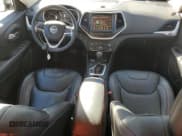 ✅ 2016 Jeep Cherokee Trailhawk • VIN: 1C4PJMBS8GW227719 • Lot: 93120535. Listed on Copart with 43,989 mi. Free auction sales archive from the USA and detailed vehicle history report at DreamBid. Image 8.