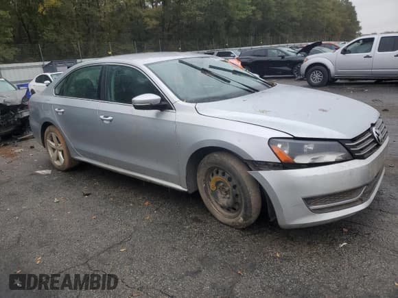 ✅ 2013 Volkswagen Passat SE • VIN: 1VWBP7A30DC043423 • Lot: 90681885. Listed on Copart with Not provided. Free auction sales archive from the USA and detailed vehicle history report at DreamBid. Image 4.