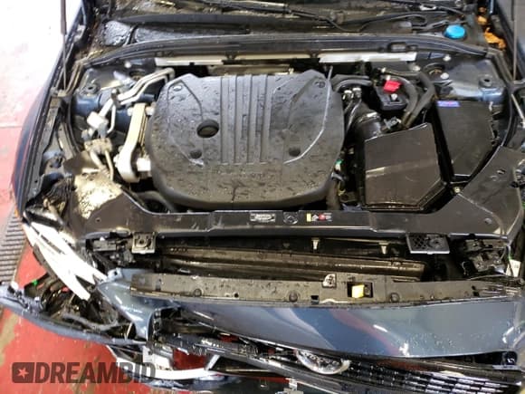 ✅ 2022 Volvo S60 Ultimate Dark Theme • VIN: 7JRL12TM4NG162511 • Lot: 61111783. Wystawiony na Copart z przebiegiem 8 815 mil. Bezpłatny archiwum sprzedaży aukcyjnych z USA i szczegółowy raport historii pojazdu na DreamBid. Zdjęcie 11.