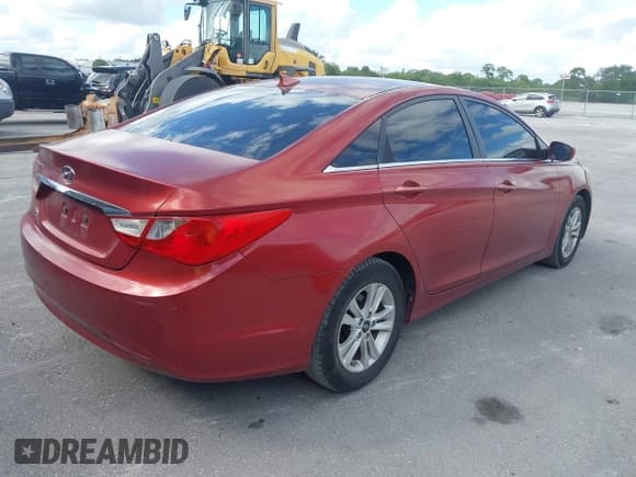 ✅ 2013 Hyundai Sonata GLS • VIN: 5NPEB4AC5DH738918 • Лот: 43447863. Опубликован ранее на IAAI с пробегом 243 406 миль. Бесплатный доступ к архиву аукционных продаж из США и подробный отчёт об истории автомобиля на DreamBid. Изображение 4.