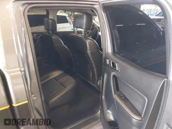 ✅ 2022 Ford Ranger XL • VIN: 1FTER4FH2NLD14366 • Lot: 40423059. Wystawiony na IAAI z przebiegiem 44 504 mil. Bezpłatny archiwum sprzedaży aukcyjnych z USA i szczegółowy raport historii pojazdu na DreamBid. Zdjęcie 8.