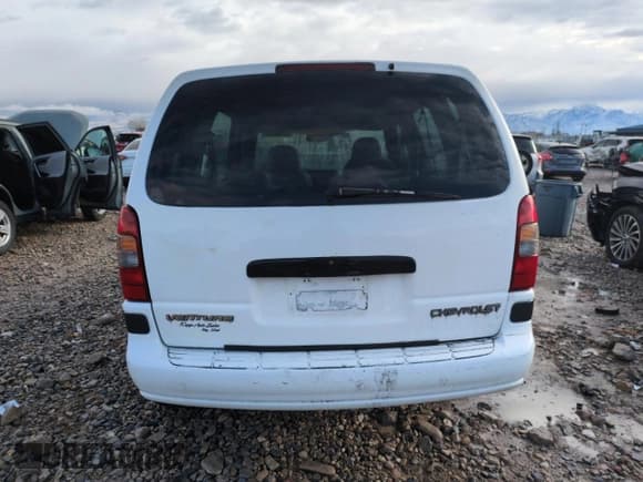 ✅ 2002 Chevrolet Venture Value 1SV • VIN: 1GNDU23E52D162637 • Lot: 86563964. Listed on Copart with 166,036 mi. Free auction sales archive from the USA and detailed vehicle history report at DreamBid. Image 6.