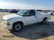 ✅ 2000 Chevrolet S-10 LS • VIN: 1GCCS14W8YK222863 • Лот: 87249414. Опубликован ранее на Copart с пробегом 217 295 миль. Бесплатный доступ к архиву аукционных продаж из США и подробный отчёт об истории автомобиля на DreamBid. Изображение 1.