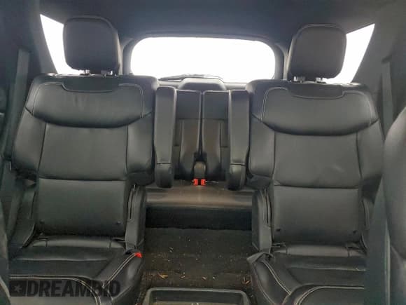 ✅ 2020 Ford Explorer ST • VIN: 1FM5K8GC6LGA29380 • Lot: 95013315. Wystawiony na Copart z przebiegiem 99 450 mil. Bezpłatny archiwum sprzedaży aukcyjnych z USA i szczegółowy raport historii pojazdu na DreamBid. Zdjęcie 10.