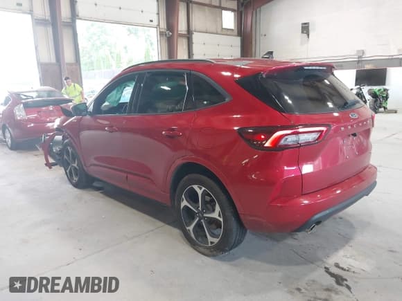 ✅ 2023 Ford Escape ST-Line Select • VIN: 1FMCU9NA6PUA66333 • Lot: 42656477. Wystawiony na IAAI z przebiegiem 34 738 mil. Bezpłatny archiwum sprzedaży aukcyjnych z USA i szczegółowy raport historii pojazdu na DreamBid. Zdjęcie 3.
