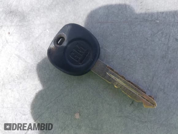 ✅ 2006 GMC Sierra Denali • VIN: 2GTEK63N361227321 • Lot: 41865305. Listed on IAAI with 211,367 mi. Free auction sales archive from the USA and detailed vehicle history report at DreamBid. Image 11.