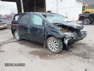 ✅ 2017 Toyota Sienna XLE • VIN: 5TDDZ3DC9HS147035 • Лот: 41737602. Опубликован ранее на IAAI с пробегом 82 008 миль. Бесплатный доступ к архиву аукционных продаж из США и подробный отчёт об истории автомобиля на DreamBid. Изображение 1.