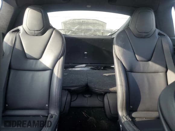 ✅ 2019 Tesla Model X P100D • VIN: 5YJXCBE40KF150563 • Lot: 68135055. Wystawiony na Copart z przebiegiem 55 349 mil. Bezpłatny archiwum sprzedaży aukcyjnych z USA i szczegółowy raport historii pojazdu na DreamBid. Zdjęcie 10.