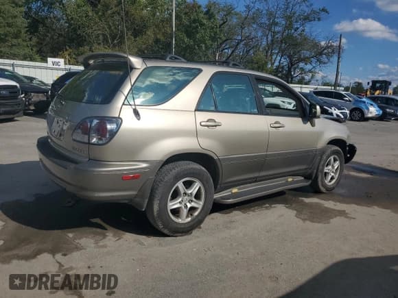 ✅ 2003 Lexus RX 300 • VIN: JTJGF10U230159917 • Lot: 83888795. Wystawiony na Copart z przebiegiem 229 655 mil. Bezpłatny archiwum sprzedaży aukcyjnych z USA i szczegółowy raport historii pojazdu na DreamBid. Zdjęcie 3.
