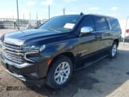 ✅ 2023 Chevrolet Suburban Premier • VIN: 1GNSCFKD8PR353280 • Lot: 43401708. Wystawiony na IAAI z przebiegiem 42 587 mil. Bezpłatny archiwum sprzedaży aukcyjnych z USA i szczegółowy raport historii pojazdu na DreamBid. Zdjęcie 6.