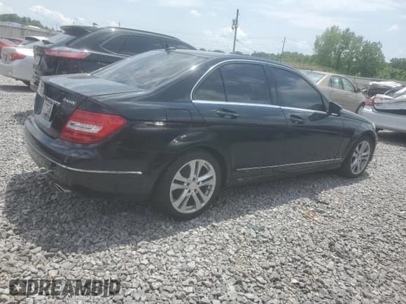 ✅ 2012 Mercedes-Benz C 300 Sport • VIN: WDDGF8BB1CA646629 • Lot: 57287105. Listed on Copart with 200,783 mi. Free auction sales archive from the USA and detailed vehicle history report at DreamBid. Image 3.