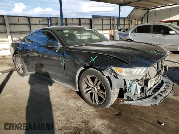 ✅ 2016 Ford Mustang EcoBoost • VIN: 1FA6P8THXG5267431 • Lot: 82697635. Wystawiony na Copart z przebiegiem 110 098 mil. Bezpłatny archiwum sprzedaży aukcyjnych z USA i szczegółowy raport historii pojazdu na DreamBid. Zdjęcie 4.
