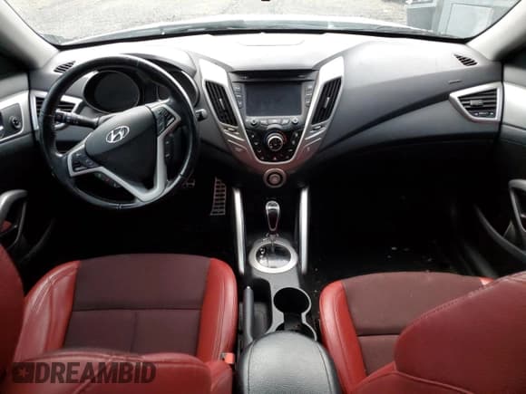 ✅ 2013 Hyundai Veloster w/Gray Int • VIN: KMHTC6AD5DU177727 • Lot: 80574754. Wystawiony na Copart z przebiegiem 147 960 mil. Bezpłatny archiwum sprzedaży aukcyjnych z USA i szczegółowy raport historii pojazdu na DreamBid. Zdjęcie 8.