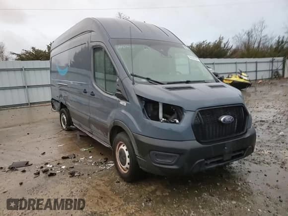 ✅ 2021 Ford Transit Cargo • VIN: 1FTBR3X84MKA97774 • Lot: 80046504. Wystawiony na Copart z przebiegiem 36 983 mil. Bezpłatny archiwum sprzedaży aukcyjnych z USA i szczegółowy raport historii pojazdu na DreamBid. Zdjęcie 12.