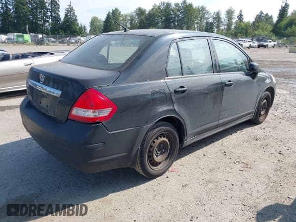 ✅ 2009 Nissan Versa S • VIN: 3N1BC11E19L395311 • Лот: 42866958. Опубликован ранее на IAAI с пробегом 102 005 миль. Бесплатный доступ к архиву аукционных продаж из США и подробный отчёт об истории автомобиля на DreamBid. Изображение 4.
