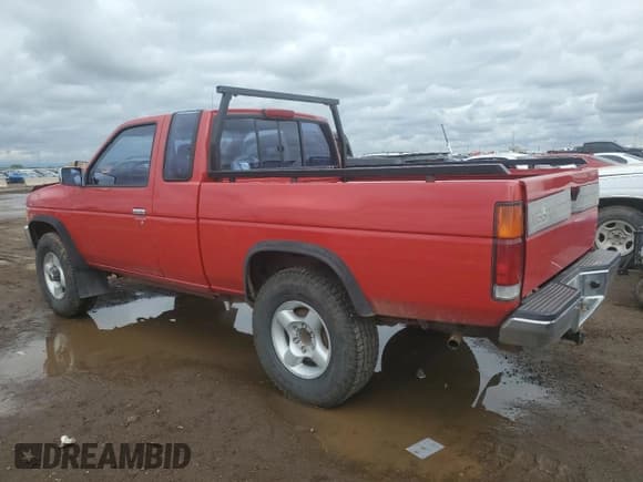 ✅ 1994 Nissan Frontier SE • VIN: 1N6HD16Y1RC361367 • Лот: 58622595. Опубликован ранее на Copart с пробегом 145 455 миль. Бесплатный доступ к архиву аукционных продаж из США и подробный отчёт об истории автомобиля на DreamBid. Изображение 2.
