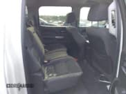 ✅ 2014 Chevrolet Silverado 1500 LT • VIN: 3GCUKREC5EG299779 • Lot: 43613865. Wystawiony na IAAI z przebiegiem 110 275 mil. Bezpłatny archiwum sprzedaży aukcyjnych z USA i szczegółowy raport historii pojazdu na DreamBid. Zdjęcie 8.