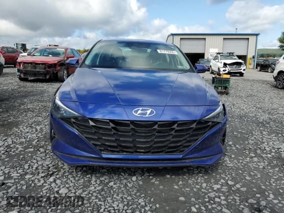 ✅ 2021 Hyundai Elantra SEL • VIN: 5NPLM4AGXMH004148 • Lot: 81779355. Listed on Copart with 35,806 mi. Free auction sales archive from the USA and detailed vehicle history report at DreamBid. Image 5.