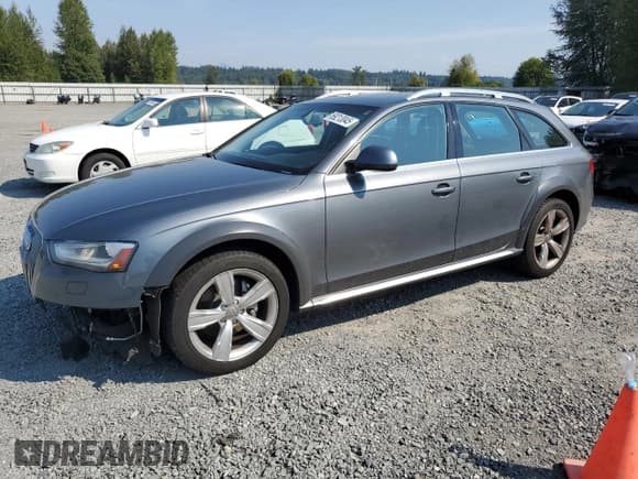 ✅ 2013 Audi allroad A4 Premium Plus • VIN: WA1UFAFL5DA063306 • Лот: 69213045. Опубликован ранее на Copart с пробегом 186 070 миль. Бесплатный доступ к архиву аукционных продаж из США и подробный отчёт об истории автомобиля на DreamBid. Изображение 1.