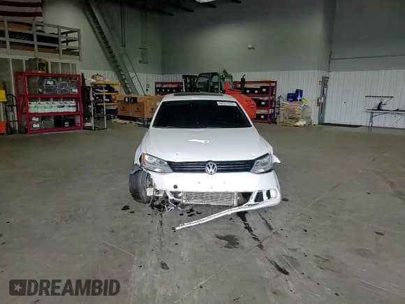 ✅ 2013 Volkswagen Jetta TDI w/Premium/Nav • VIN: 3VWLL7AJ2DM204870 • Lot: 68337055. Wystawiony na Copart z przebiegiem 187 135 mil. Bezpłatny archiwum sprzedaży aukcyjnych z USA i szczegółowy raport historii pojazdu na DreamBid. Zdjęcie 14.