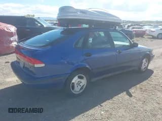 ✅ 1998 Saab 900 • VIN: YS3DD55B7W2015355 • Lot: 43326218. Wystawiony na IAAI z przebiegiem 185 490 mil. Bezpłatny archiwum sprzedaży aukcyjnych z USA i szczegółowy raport historii pojazdu na DreamBid. Zdjęcie 4.