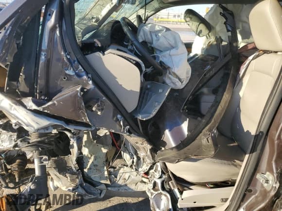 ✅ 2007 Suzuki XL7 Limited • VIN: 2S3DB917576126479 • Лот: 87061974. Опубликован ранее на Copart с пробегом Не указан. Бесплатный доступ к архиву аукционных продаж из США и подробный отчёт об истории автомобиля на DreamBid. Изображение 7.