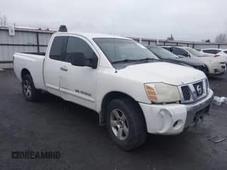 ✅ 2006 Nissan Titan SE • VIN: 1N6AA06B26N536385 • Lot: 43827434. Listed on IAAI with 296,696 mi. Free auction sales archive from the USA and detailed vehicle history report at DreamBid. Image 1.