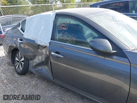 ✅ 2022 Nissan Altima SV • VIN: 1N4BL4DV0NN363041 • Lot: 37746824. Listed on IAAI with 27,896 mi. Free auction sales archive from the USA and detailed vehicle history report at DreamBid. Image 13.