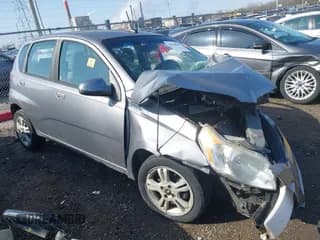 ✅ 2011 Chevrolet Aveo 1LT • VIN: KL1TD6DE6BB148193 • Lot: 41918561. Wystawiony na IAAI z przebiegiem 183 488 mil. Bezpłatny archiwum sprzedaży aukcyjnych z USA i szczegółowy raport historii pojazdu na DreamBid. Zdjęcie 1.