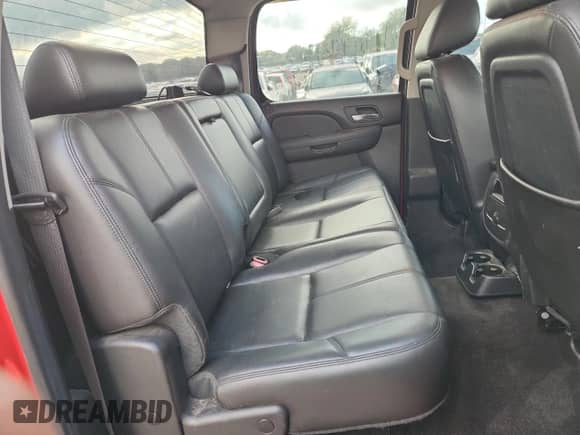 2010 Chevrolet Silverado 1500 LTZ with VIN 3GCRKTE34AG134562, listed as a Copart auction lot 85511385 with 236,399 mi miles and Salvage title. Bid and sale history available at DreamBid. Image 10.