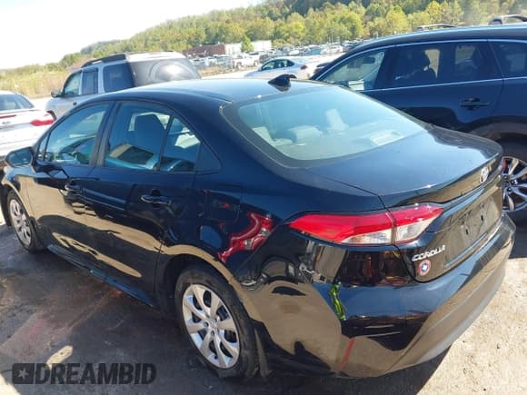 ✅ 2023 Toyota Corolla LE • VIN: 5YFB4MDEXPP019598 • Lot: 43346966. Listed on IAAI with 39,425 mi. Free auction sales archive from the USA and detailed vehicle history report at DreamBid. Image 3.