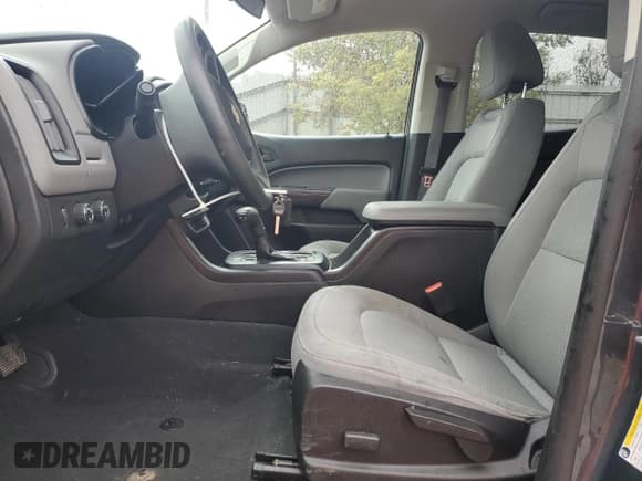 ✅ 2019 Chevrolet Colorado 4WD Work Truck • VIN: 1GCGTBEN8K1306270 • Lot: 89505175. Wystawiony na Copart z przebiegiem 114 703 mil. Bezpłatny archiwum sprzedaży aukcyjnych z USA i szczegółowy raport historii pojazdu na DreamBid. Zdjęcie 7.