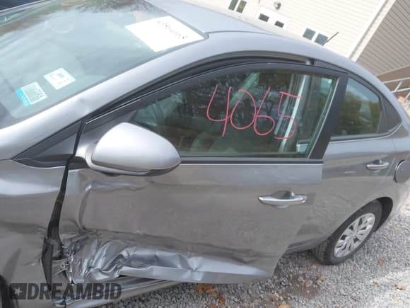 ✅ 2022 Hyundai Accent SE • VIN: 3KPC24A63NE167873 • Лот: 43564065. Опубликован ранее на IAAI с пробегом 16 843 миль. Бесплатный доступ к архиву аукционных продаж из США и подробный отчёт об истории автомобиля на DreamBid. Изображение 22.