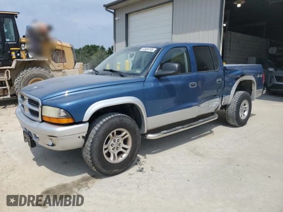 ✅ 2004 Dodge Dakota SLT • VIN: 1D7HG48N04S549350 • Lot: 67535745. Listed on Copart with 215,578 mi. Free auction sales archive from the USA and detailed vehicle history report at DreamBid. Image 1.