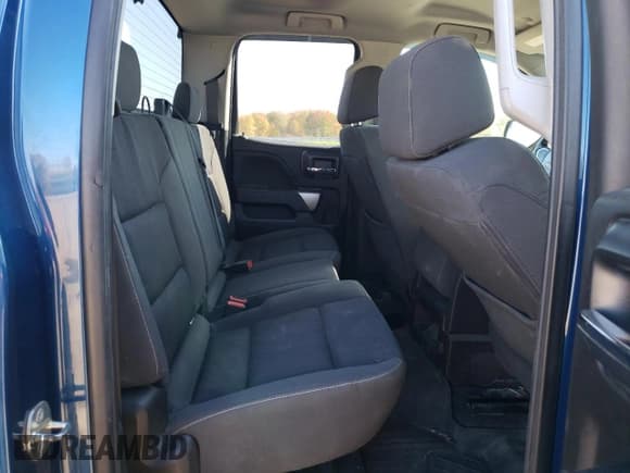 ✅ 2019 Chevrolet Silverado 1500 LT • VIN: 2GCVKPEC1K1114365 • Lot: 77157034. Wystawiony na Copart z przebiegiem 90 077 mil. Bezpłatny archiwum sprzedaży aukcyjnych z USA i szczegółowy raport historii pojazdu na DreamBid. Zdjęcie 10.