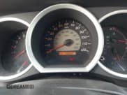 ✅ 2007 Toyota Tacoma • VIN: 5TENX22N47Z369637 • Lot: 43762477. Wystawiony na IAAI z przebiegiem 135 980 mil. Bezpłatny archiwum sprzedaży aukcyjnych z USA i szczegółowy raport historii pojazdu na DreamBid. Zdjęcie 7.