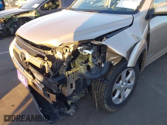 ✅ 2012 Toyota RAV4 Limited • VIN: 2T3DK4DV2CW092625 • Lot: 43617835. Wystawiony na IAAI z przebiegiem 162 980 mil. Bezpłatny archiwum sprzedaży aukcyjnych z USA i szczegółowy raport historii pojazdu na DreamBid. Zdjęcie 6.