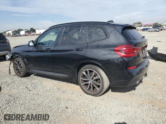 ✅ 2018 BMW X3 xDrive30i • VIN: 5UXTR9C59JLC83966 • Лот: 92632775. Опубликован ранее на Copart с пробегом 68 644 миль. Бесплатный доступ к архиву аукционных продаж из США и подробный отчёт об истории автомобиля на DreamBid. Изображение 2.
