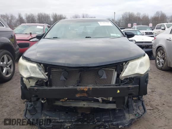 ✅ 2013 Toyota Camry L • VIN: 4T1BF1FK2DU642817 • Лот: 43709340. Опубликован ранее на IAAI с пробегом 185 175 миль. Бесплатный доступ к архиву аукционных продаж из США и подробный отчёт об истории автомобиля на DreamBid. Изображение 12.