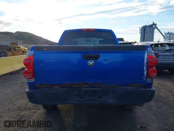 ✅ 2008 Dodge 2500 ST • VIN: 3D7KR28D18G247803 • Лот: 43610289. Опубликован ранее на IAAI с пробегом 275 573 миль. Бесплатный доступ к архиву аукционных продаж из США и подробный отчёт об истории автомобиля на DreamBid. Изображение 16.