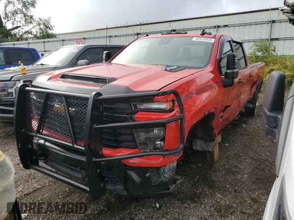 ✅ 2024 Chevrolet Silverado 2500HD Work Truck • VIN: 1GC4YLE74RF355345 • Лот: 66912035. Опубликован ранее на Copart с пробегом 19 142 миль. Бесплатный доступ к архиву аукционных продаж из США и подробный отчёт об истории автомобиля на DreamBid. Изображение 1.