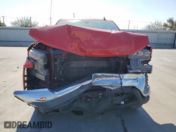 ✅ 2021 Chevrolet Silverado 1500 LT • VIN: 1GCUYDED0MZ118323 • Lot: 76783404. Wystawiony na Copart z przebiegiem 96 165 mil. Bezpłatny archiwum sprzedaży aukcyjnych z USA i szczegółowy raport historii pojazdu na DreamBid. Zdjęcie 5.