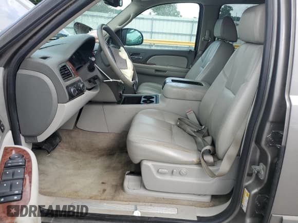 ✅ 2007 Chevrolet Avalanche LTZ • VIN: 3GNFK12377G199532 • Lot: 57481235. Listed on Copart with 226,580 mi. Free auction sales archive from the USA and detailed vehicle history report at DreamBid. Image 7.