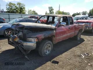 ✅ 1997 Dodge 1500 • VIN: 3B7HF13Y1VG828439 • Lot: 72064955. Wystawiony na Copart z przebiegiem Nie podano. Bezpłatny archiwum sprzedaży aukcyjnych z USA i szczegółowy raport historii pojazdu na DreamBid. Zdjęcie 1.